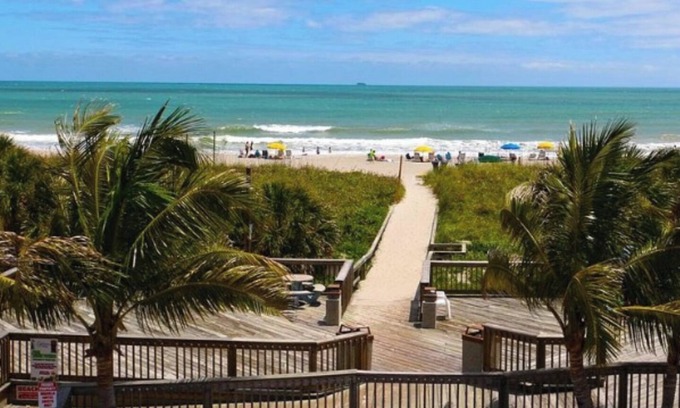 Cocoa Beach Villa | Charming 2-bedroom villa with private beach access in Cocoa Beach.