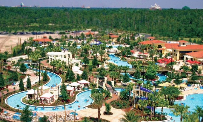 Bay Lake Villa | Charming 2-bedroom villa by Animal Kingdom Disney with private pools and golf