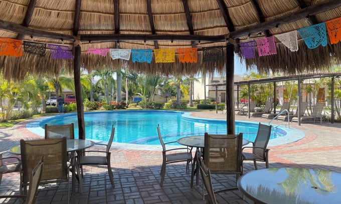 Valle Dorado House | Charming 3-bedroom townhome with AC, WiFi in Bahía Azul
