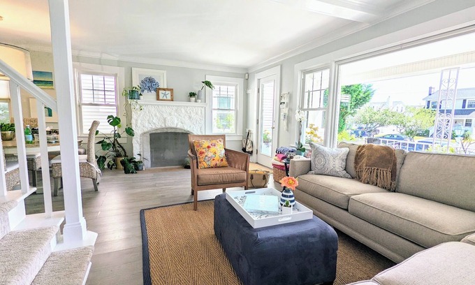 Bradley Beach House | CHARMING 5BR: Bright, Clean, 2 Blks to Beach. Kid-Friendly, Chic, Well Appointed