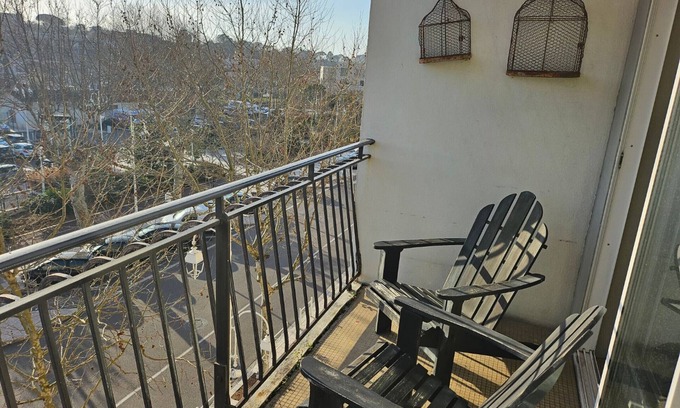 Arcachon Apartment | Charming Apartment in Arcachon Center - Near Shops, Restaurants & Beaches