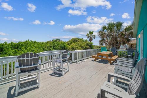 Vilano Beach House | Charming Coastal Retreat Steps From Beach home