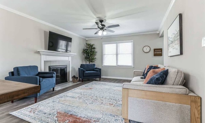 Madison House | Charming Farmhouse Retreat in Madison, AL