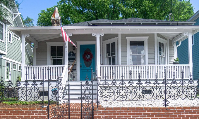 Wilmington Cottage | Charming Historic Empie-Possion Cottage