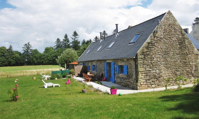 Pouldergat House | Charming Large Cottage between Countryside and Sea