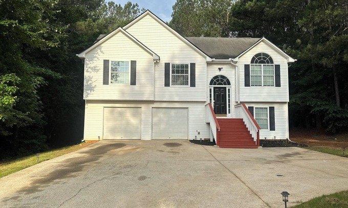 Locust Grove House | Charming Locust Grove GetAwayHome 4bd/3bath