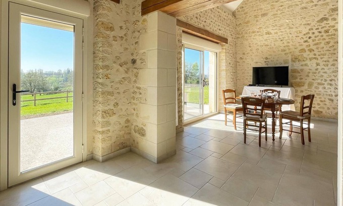 La Mesniere Cottage | Charming stone house with WiFi and large garden, near Mortagne-au-Perche