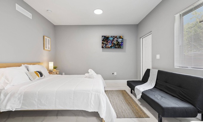 Allapattah Apartment | Charming Studio 5 Minutes From Wynwood