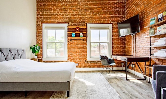 Downtown Apartment | Charming Studio Near Yale Downtown New Haven