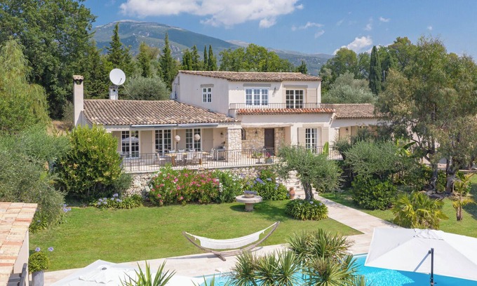 Le Collet House | Charming Villa in dominant position for 10pax near VALBONNE
