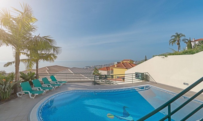 Imaculado Coracao de Maria Villa | Charming Villa in Funchal