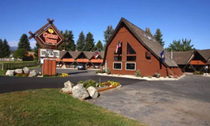 Red Lodge Cabin | Chateau Rouge