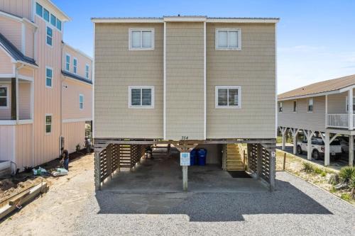 Ocean Isle Beach House | Cheek to Cheek Oceanfront OIB, Brunswick Vacation Rentals
