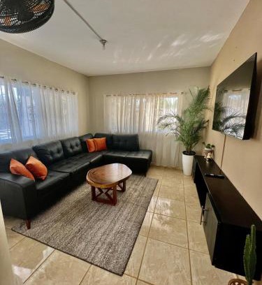 Baoba del Pinar Villa | Cheerfull 4 bedroom Villa with pool #VillaLioness