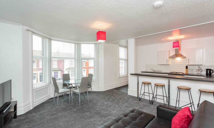 South Shore Apartment | Cherry Property - Berry Apartments