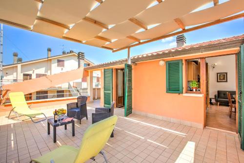Montespertoli Apartment | Chianti Wine Site Apt Private Balcony - Happy Rentals
