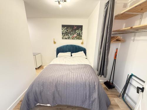 Notting Dale Apartment | Chic 1BHK in West London