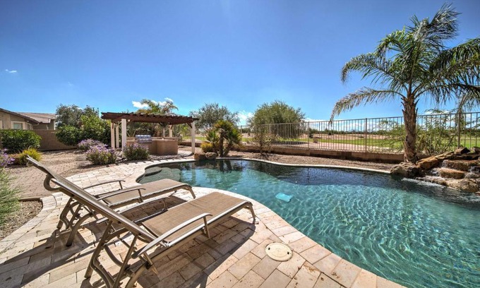 Maricopa House | Chic Maricopa Golf Course Escape with Outdoor Oasis!