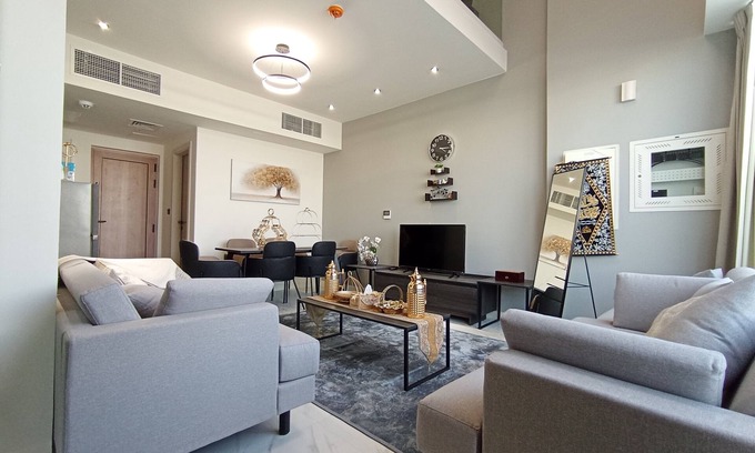 Al Barsha Villa | Chic villa in superb Dubai with WiFi, AC, front yard and Back yard