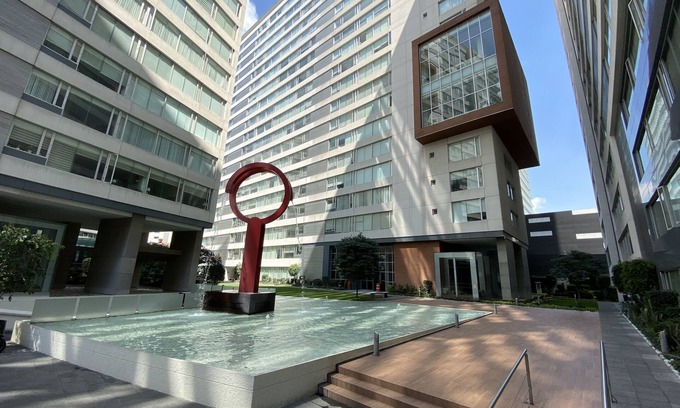 Benito Juarez Hotel | Chicago Suites WTC