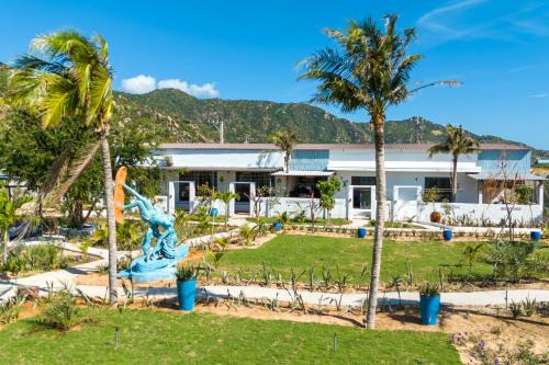 Ninh Hai Hotel | Chilli Fields