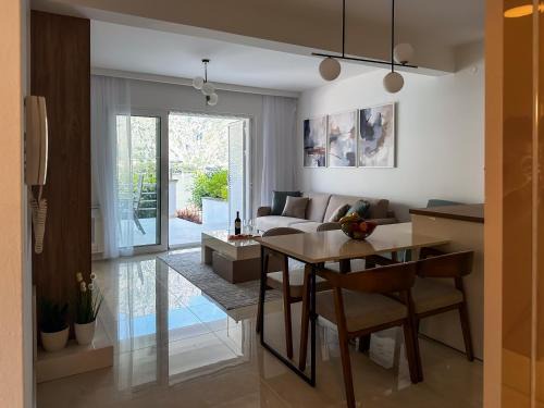 Kotor Apartment | ChillOut apartment in Kotor Bay