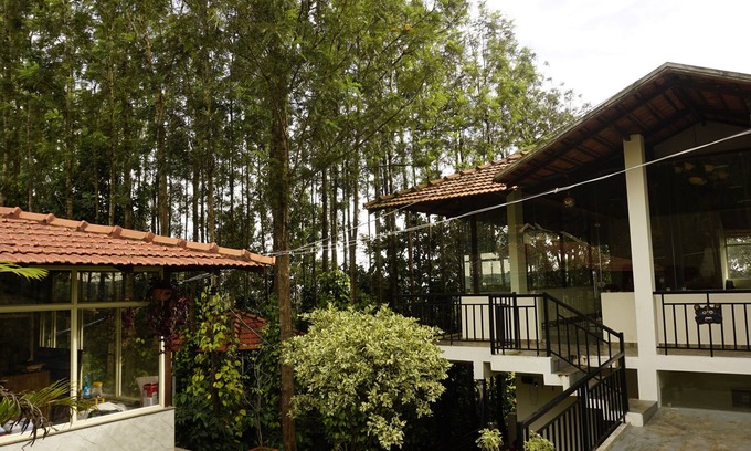 Chikkamagaluru Apartment | Chirooss Homestays And Resorts