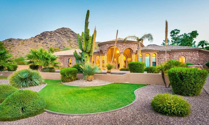 Turquoise Hills House | Cinematic Views — A breathtaking estate designed for grand, luxe gatherings