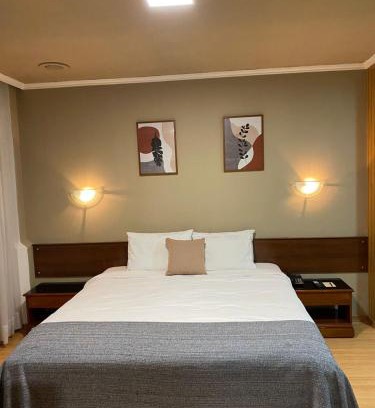 Centro Historico Hotel | City Hotel- Orla do Guaíba, Parque Harmonia, Mercado Público