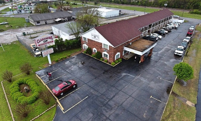 Claremore Hotel | Claremore Motor Inn