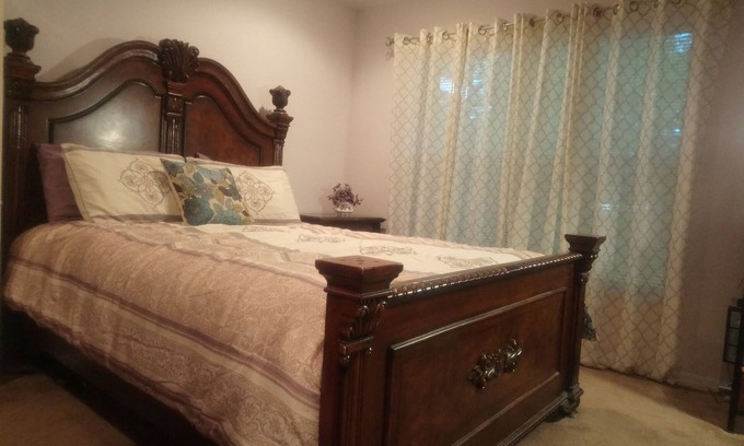 Fellowship House | CLEAN, COMFORTABLE, FULLY PRIVATE UNIT IN GATED COMMUNITY