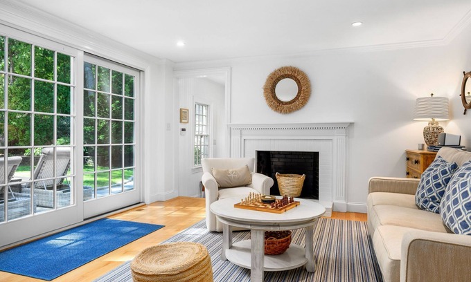 Wianno House | Close to beautiful Dowses beach, central AC, and pet friendly!