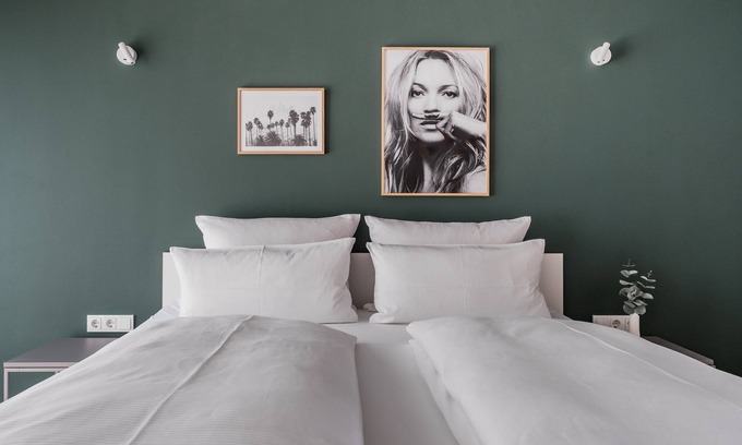 Zentrum Apartment | CLOUD No7 STUDIOS