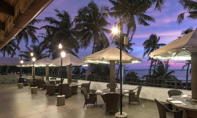 Vypin Hotel | Club Mahindra Cherai Beach