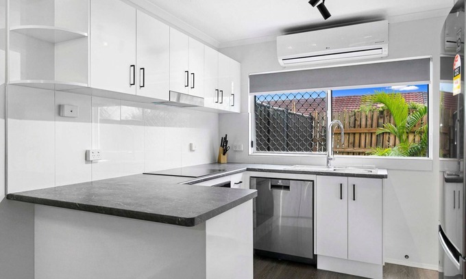 Torquay Apartment | Coast Apartments 2 Bedroom Getaway