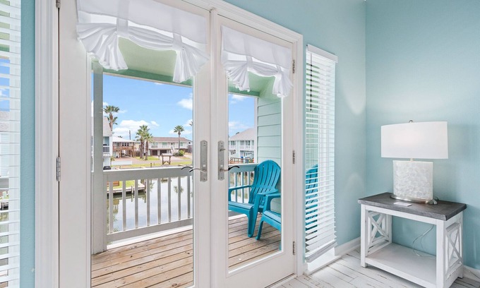 Key Allegro Condo | Coastal Bliss | Private Boat Slip + Pool Access!