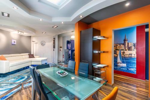 Pembroke Apartment | Coastal Creek