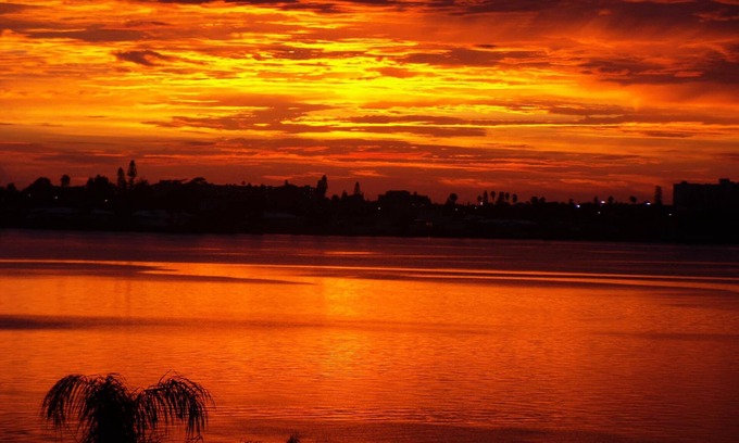 Casa del Mar Condo | Coastal Getaway Isla Del Sol waterfront villa Sleeps 6