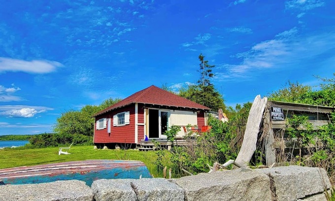Brooksville Cabin | Coastal Waterfront Boat House on Tapley Farm