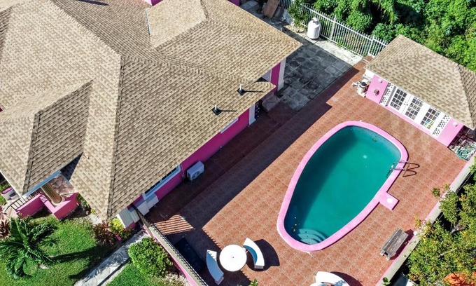 Nassau Apartment | Cocoplum Rest N Hideaway #2