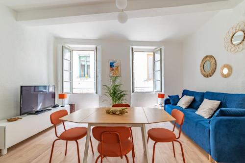 Nimes City Centre Apartment | Coeur écusson - entre les Arènes et la Maison Carrée