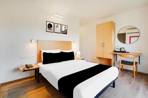 BTM 2nd Stage Hotel | Collection O Bangalore Jayadeva Hospital Metro Station