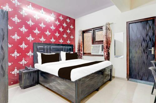Ghaziabad Hotel | Collection O Jawaharlal Nehru Stadium Ghaziabad