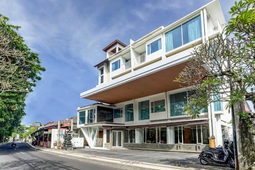 Legian City-Centre Hotel | Collection O Legian Near Pantai Kuta Formerly Premium Legian