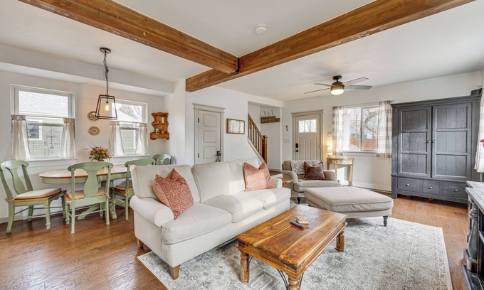 Central Colorado Springs Cottage | Colorado Springs Home: Balcony w/Mountain Views!