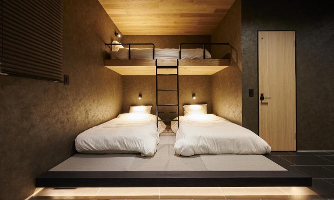 Sumiyoshi Apartment | Colors Hakata