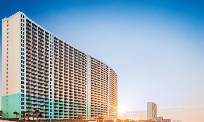 Open Sands Resort | Come and experience the breathtaking ambiance of Club Wyndham Panama City Beach