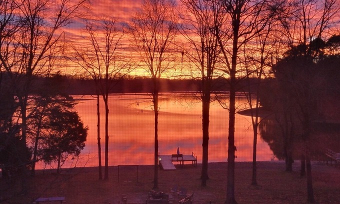 Spring City House | Come see the leaves changing colors in the fall. We are now listing our SPECIALS