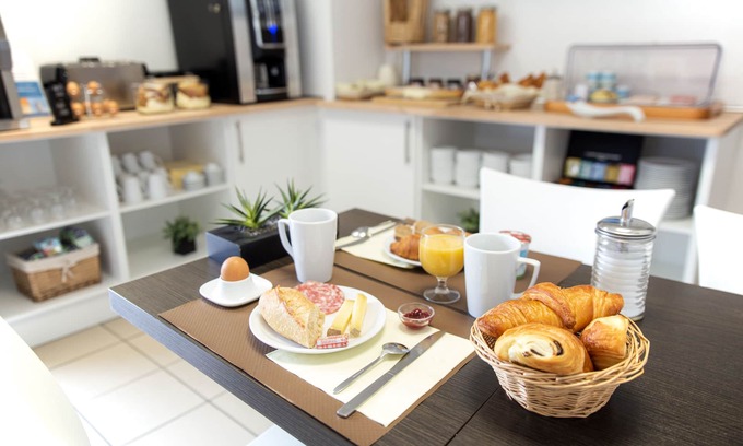 Saint-Francois d'Assise Apartment | Comfort Aparthotel Besancon Hauts du Chazal