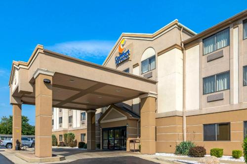 Jackson Hotel | Comfort Inn & Suites Jackson North